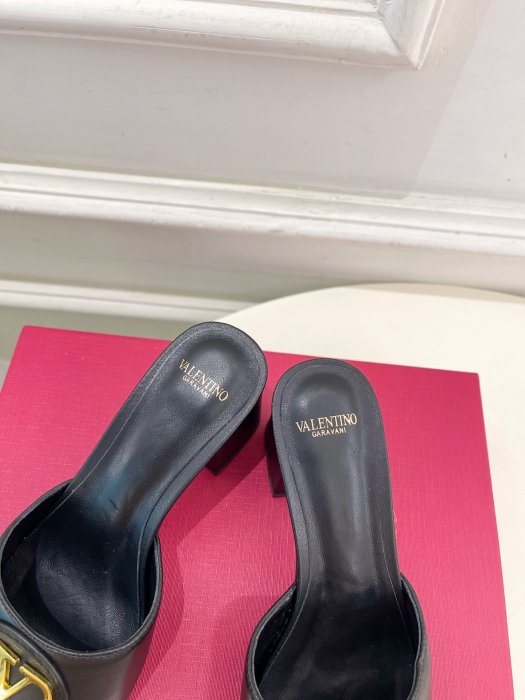 Босоножки фото 7