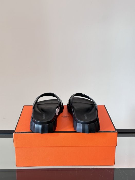 Шльопанці чоловічі фото 8