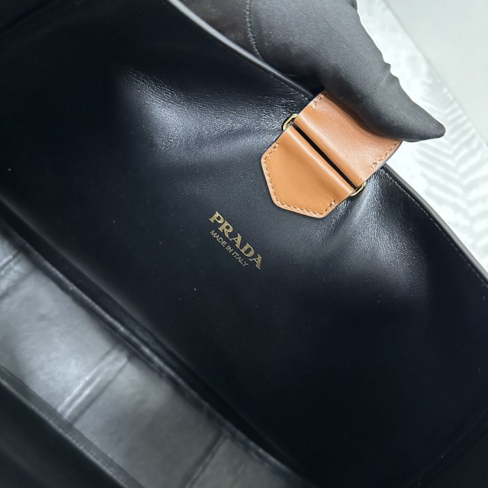 A bag Cleo women's leather 1BC181 40 cm фото 8