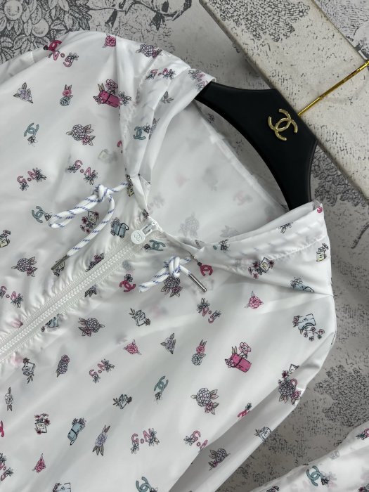 Costume female фото 2