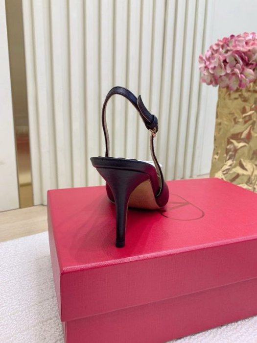 Босоножки фото 8