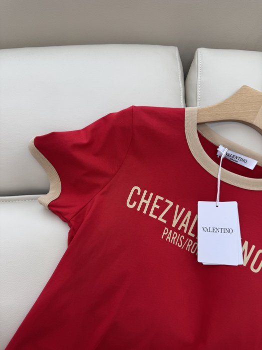 T-shirt women's фото 6