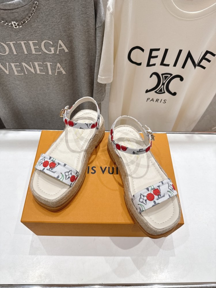 Sandals women's фото 2