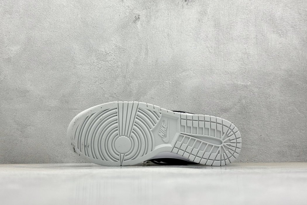 Кроссовки Nike SB Dunk Low фото 4