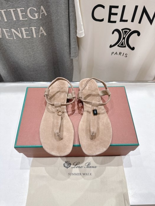 Sandals women's