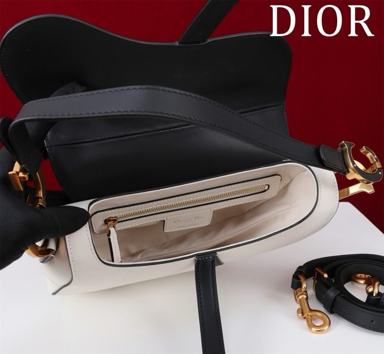Сумка кожаная Dior Saddle 25 см фото 3