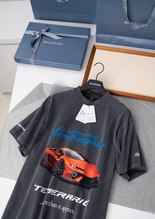 Футболка жіноча фото 6