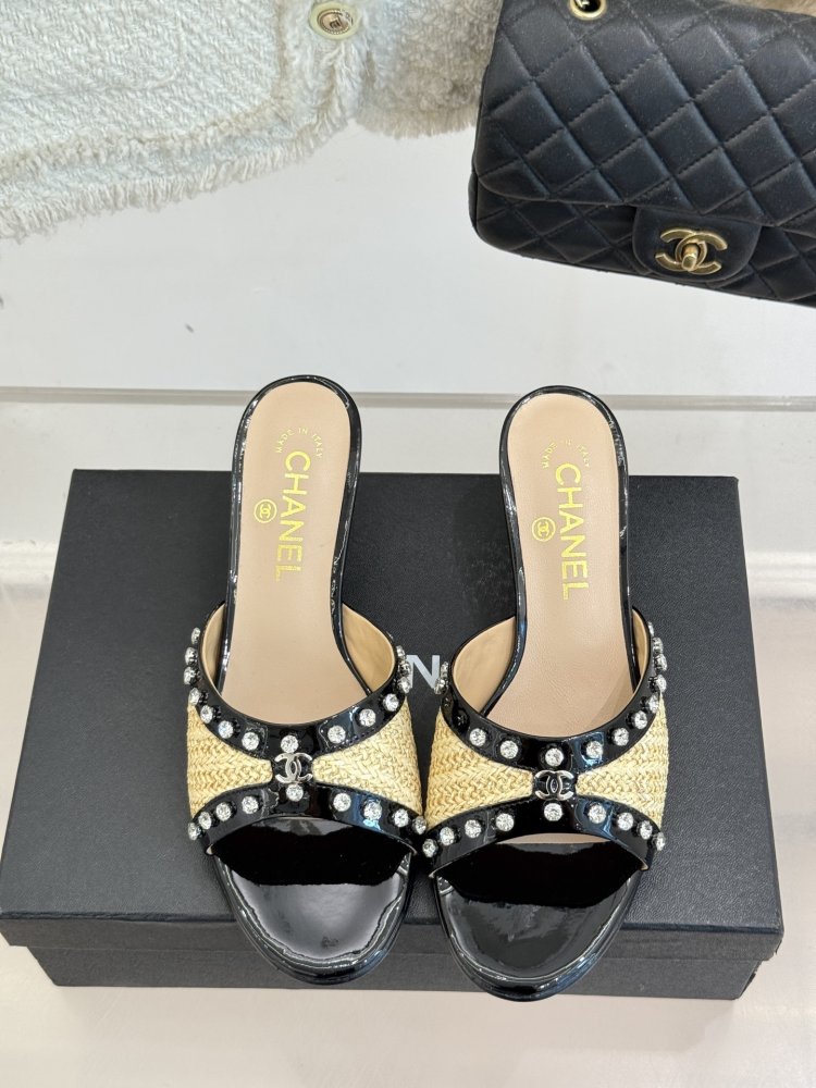 Босоножки фото 4