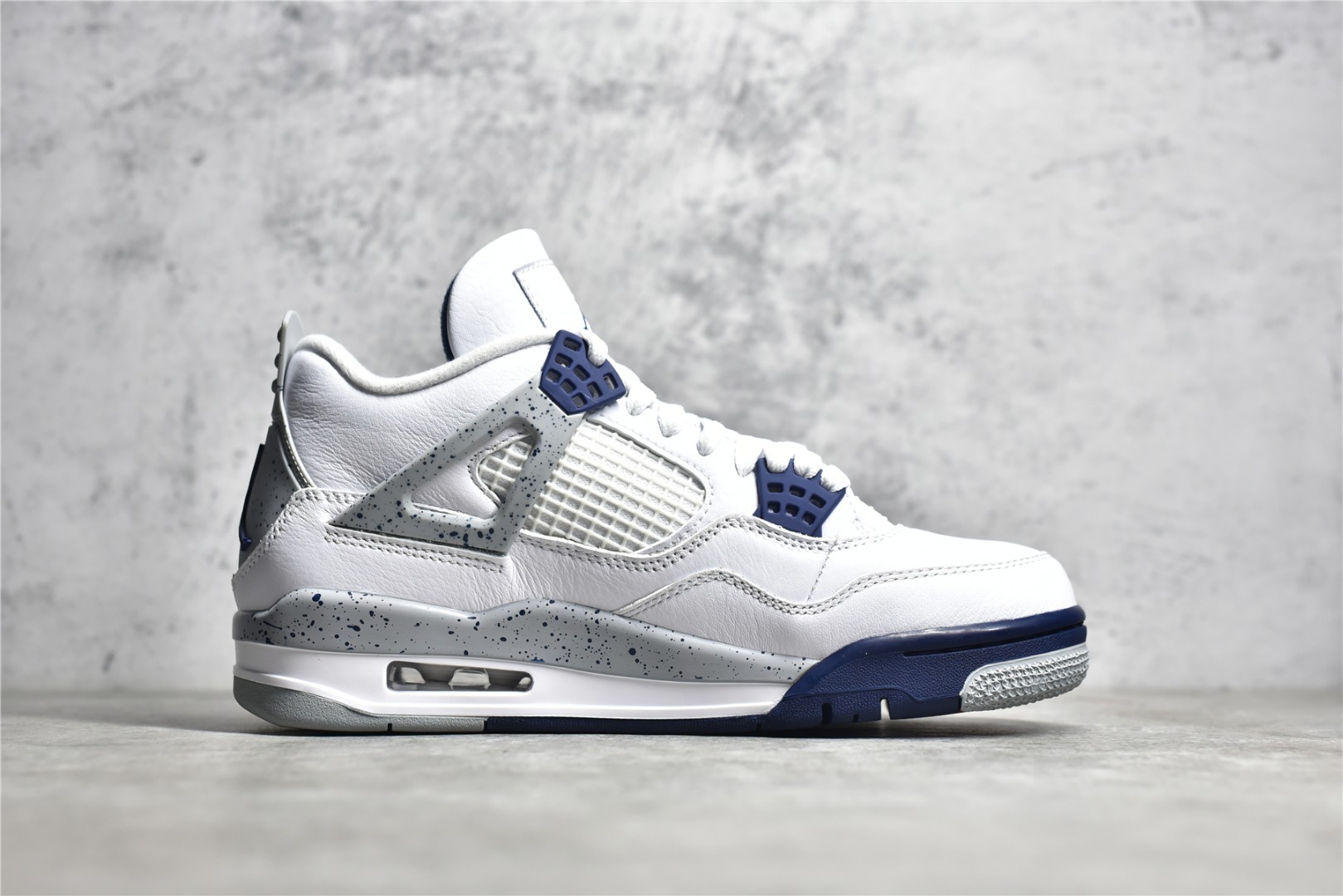 Кроссовки Air Jordan 4 Retro DH6927 140 фото 3