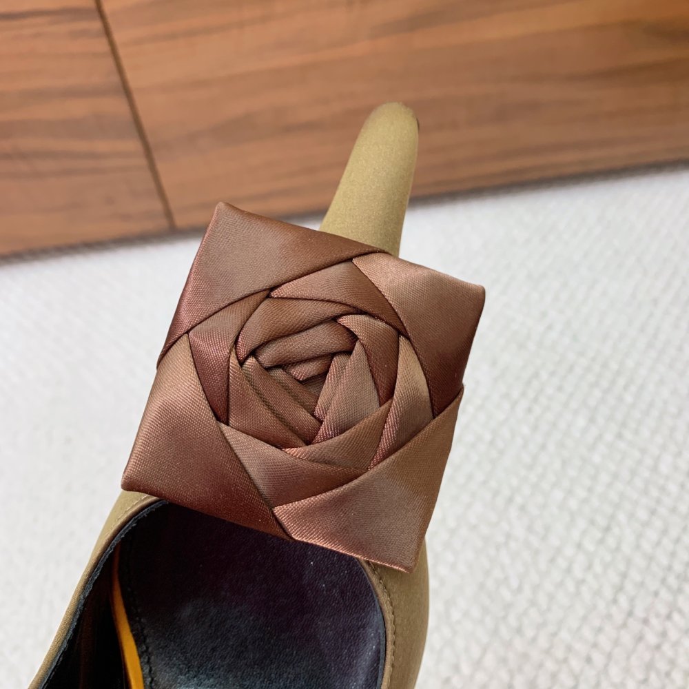 Босоножки фото 7