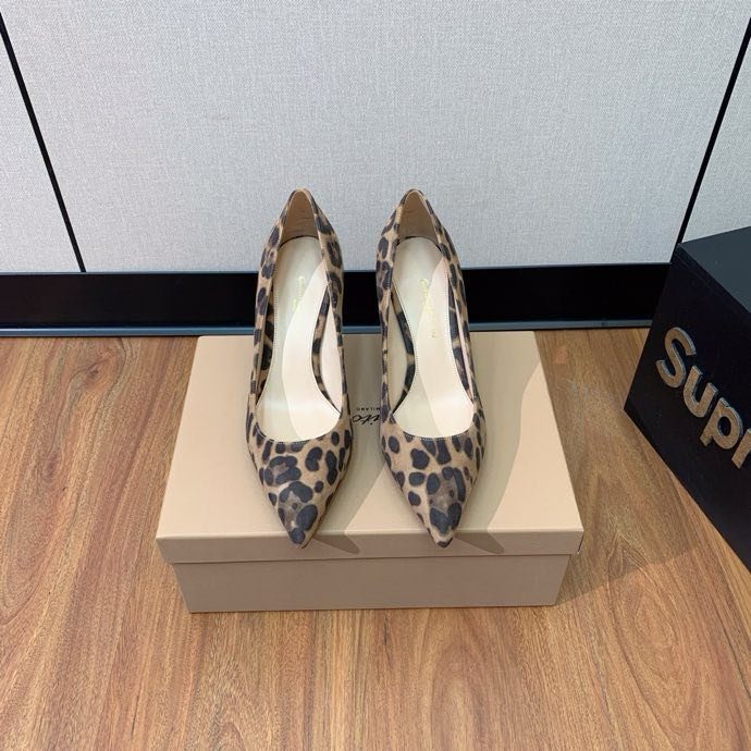 Shoes women's фото 3