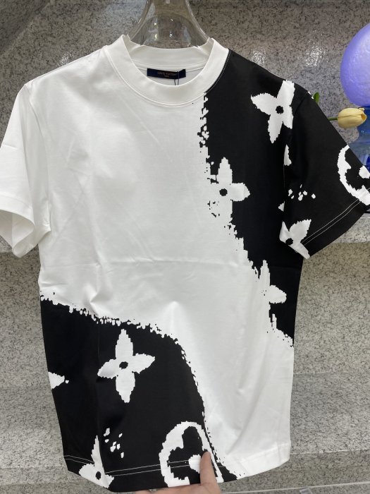 T-shirt men's фото 4