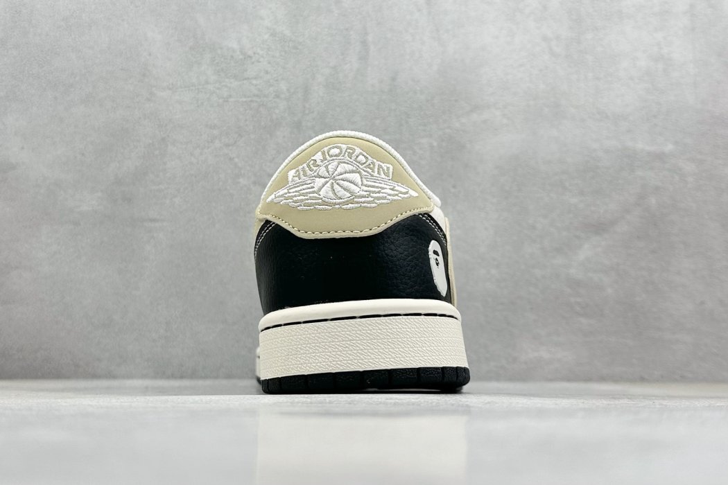 Кроссовки Travis Scott x Fragment Design x Air Jordan 1 Low OG SP AJ1 Bape фото 6