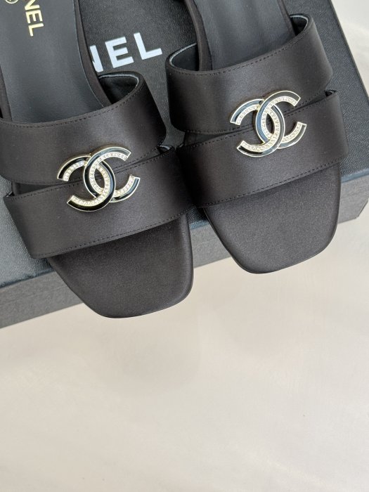 Босоножки фото 7