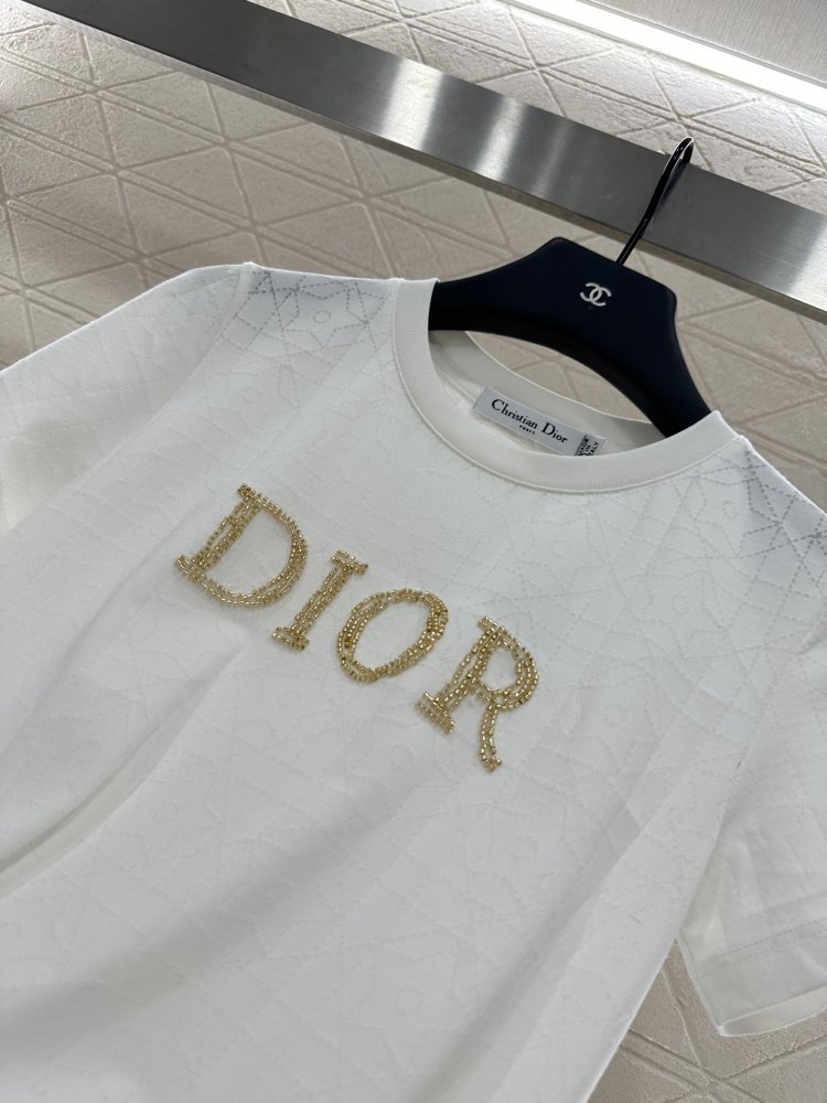 T-shirt women's фото 8