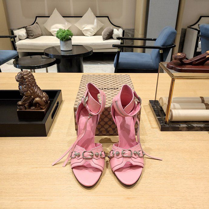 Leather sandals on high heel, light-pink