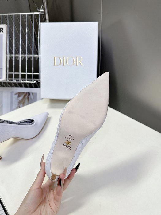 Туфлі жіночі фото 9