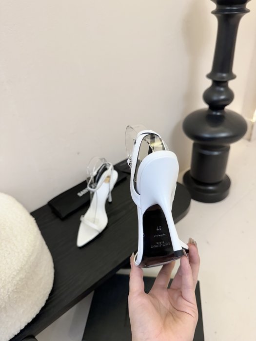 Босоножки фото 6