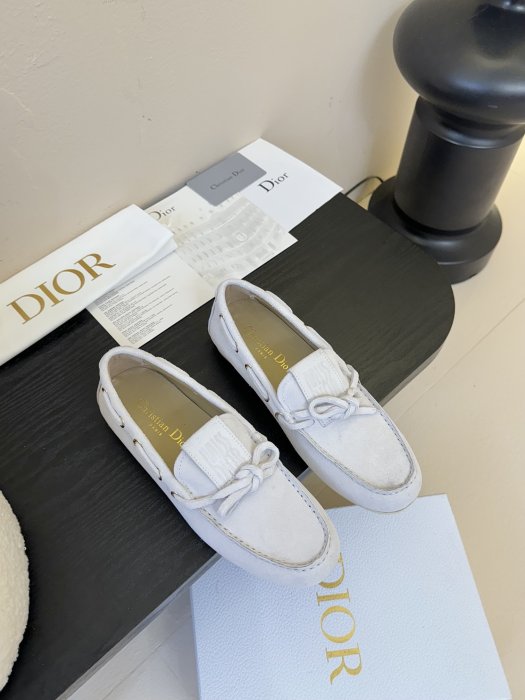 Лоферы женские