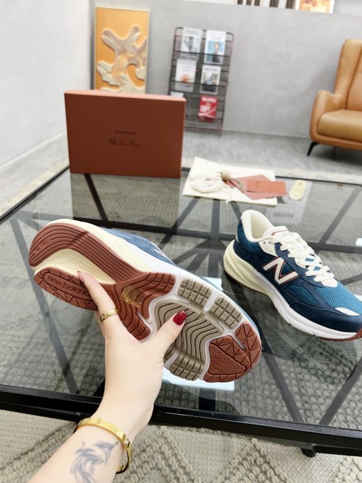 Sneakers Loro Piana x NewBalance 990v6 фото 9