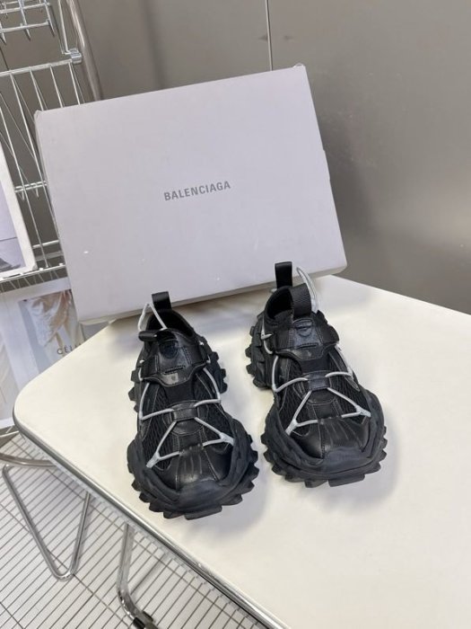 Кросівки Balenciaga SNEAKERS HIKE фото 9