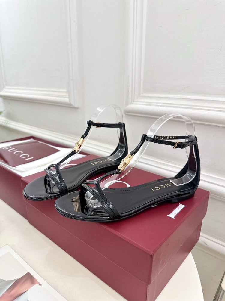 Босоніжки фото 5