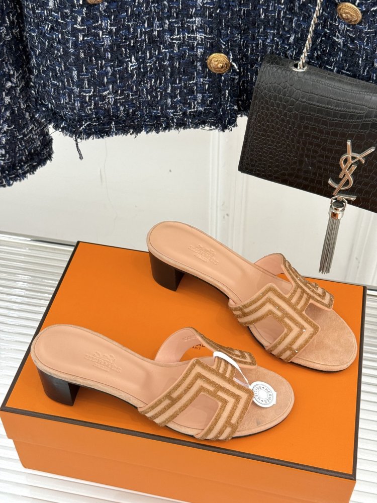 Босоножки фото 3