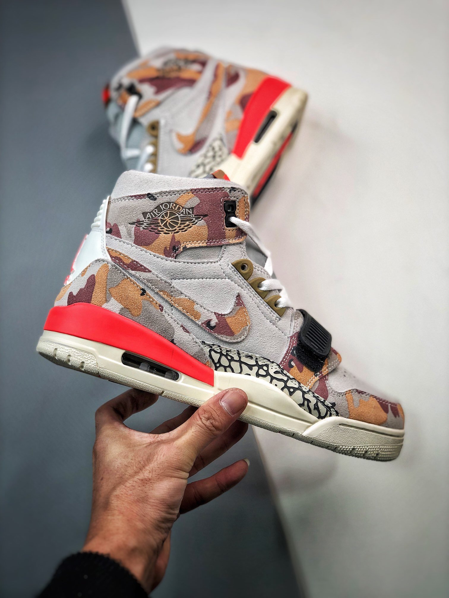 Кроссовки Air Jordan Legacy 312 AV3922-126 фото 4