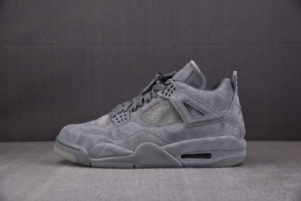 Кросівки Air Jordan 4 Retro Kaws 930155-003