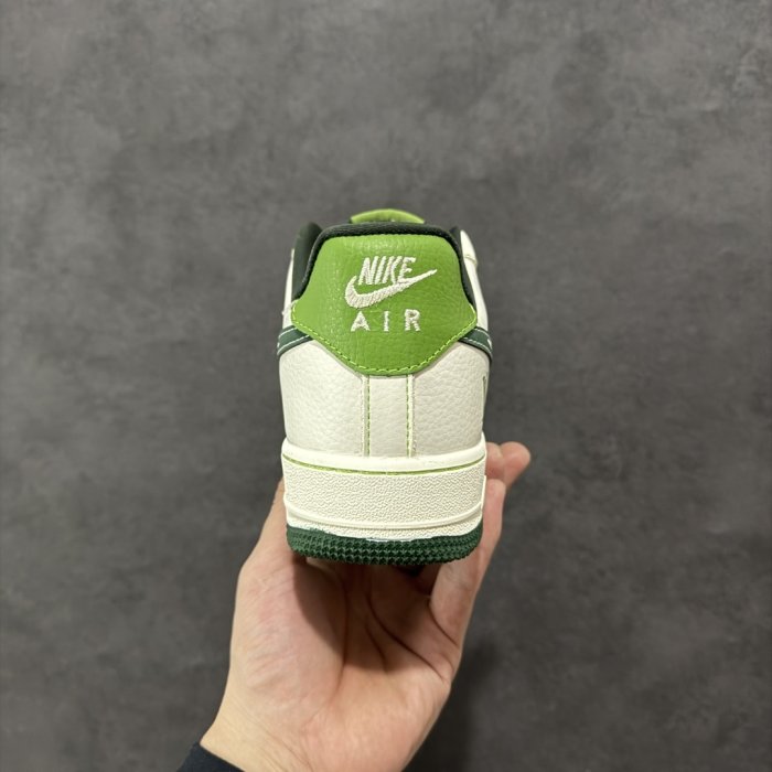 Кроссовки Nike Air Force 1 Low 07 x Louis Vuitton фото 4