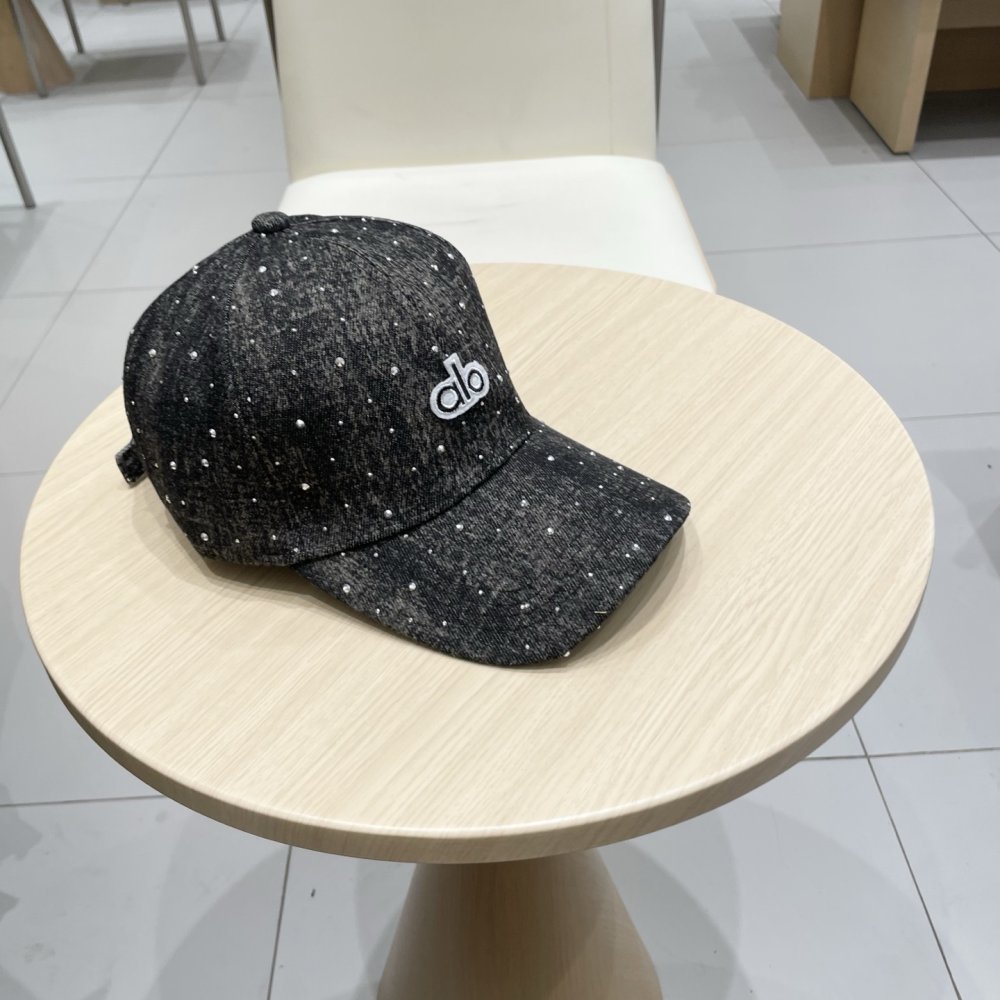 Кепка фото 3