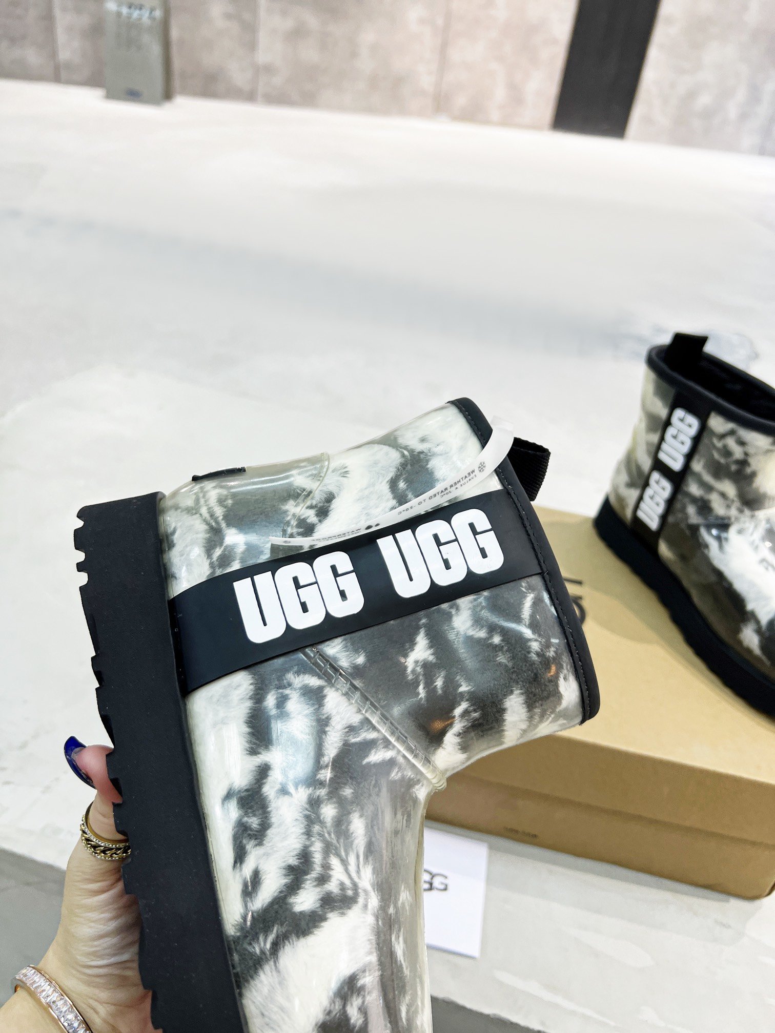 Ugg boots Classic Clear Mini II фото 4