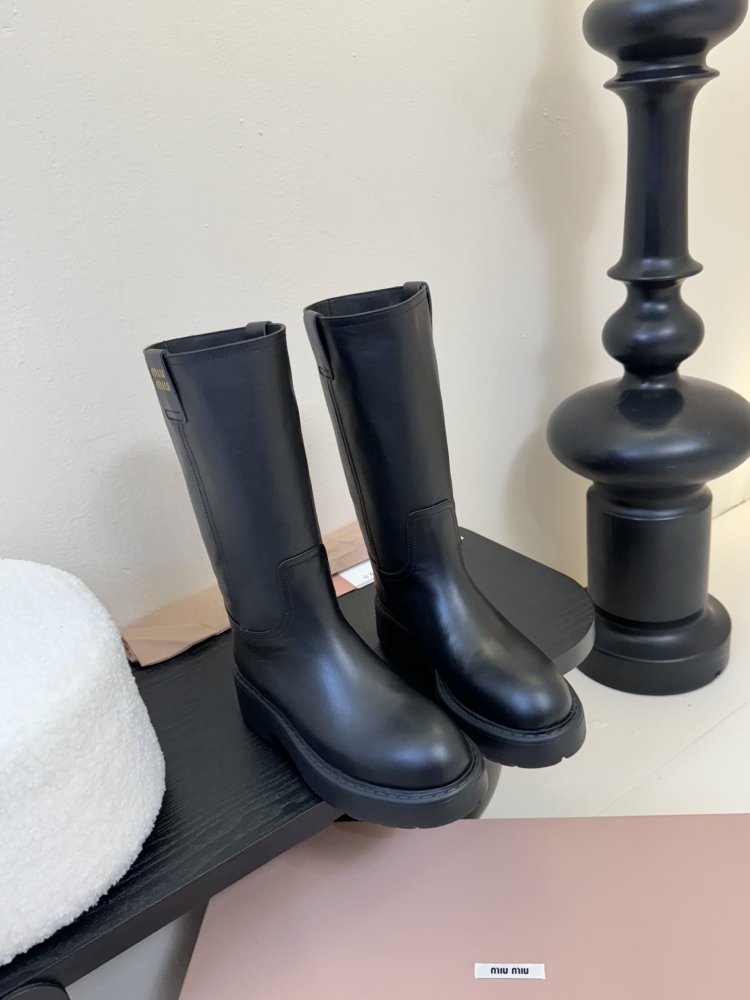 Сапоги женские