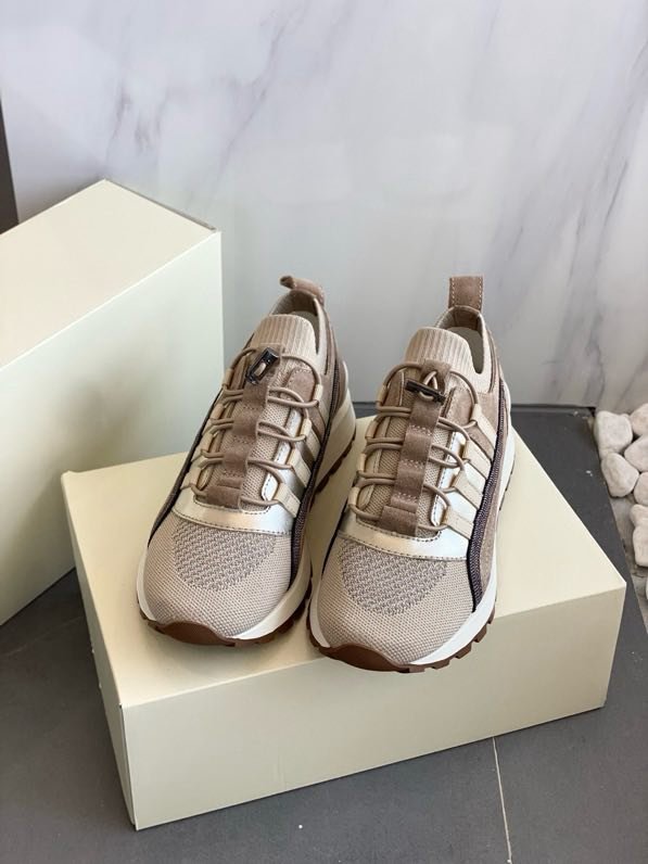 Кроссовки фото 2