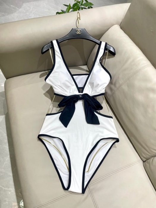 Swimsuit фото 6