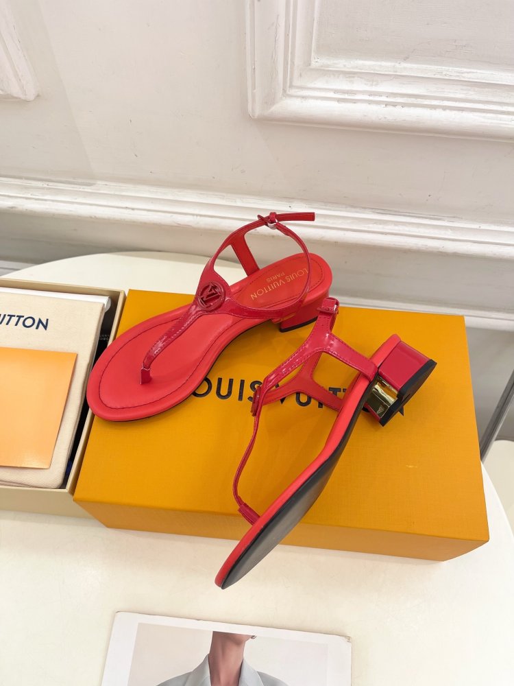 Сандалии женские фото 3