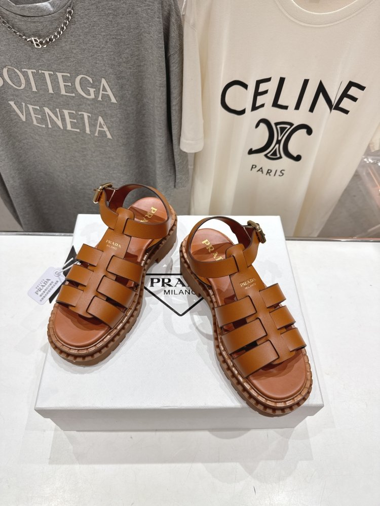 Сандалі жіночі фото 2