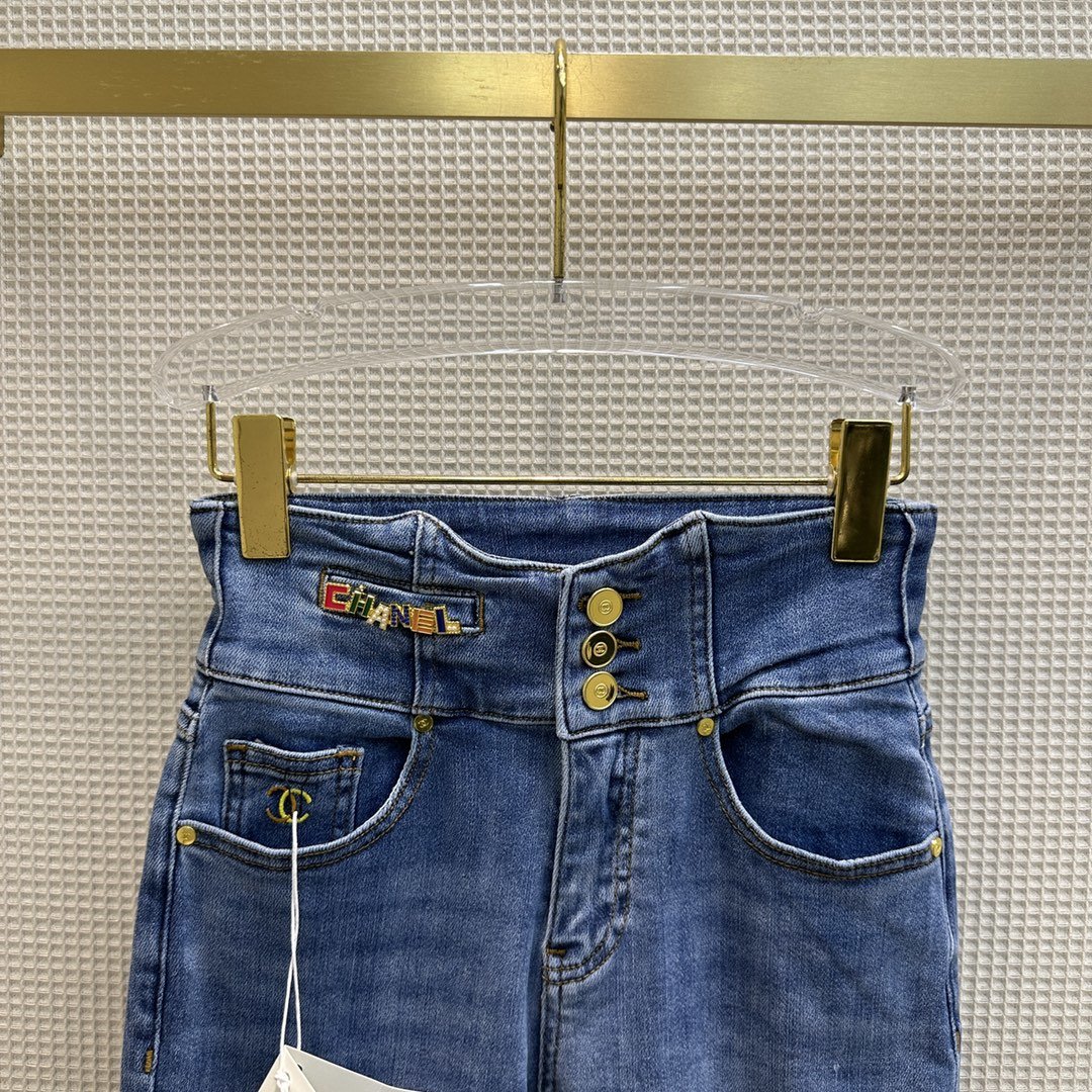 Расклешенные джинсы с высокой посадкой фото 2