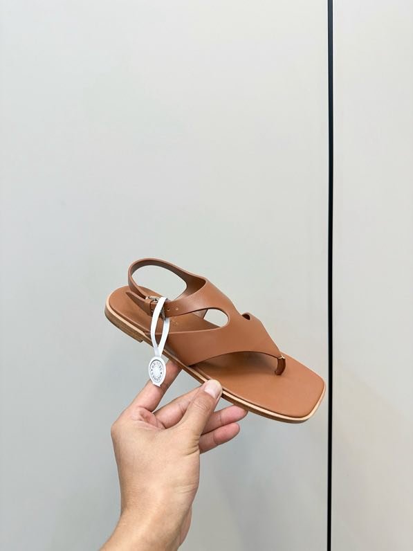 Сандалі шкіряні жіночі фото 7