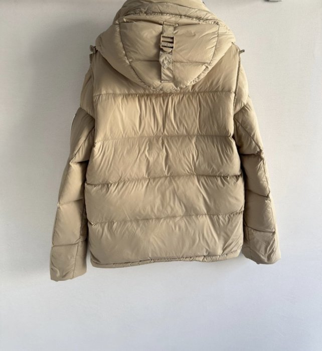 Jacket women's (Down jacket) - the size M фото 3