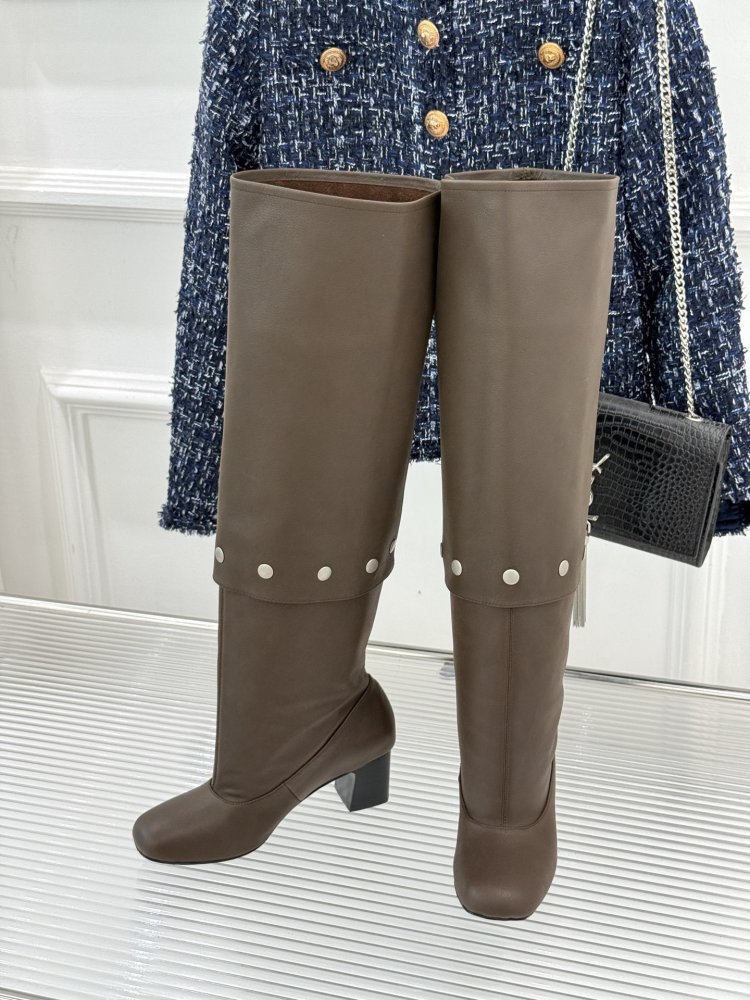 Чоботи жіночі фото 2