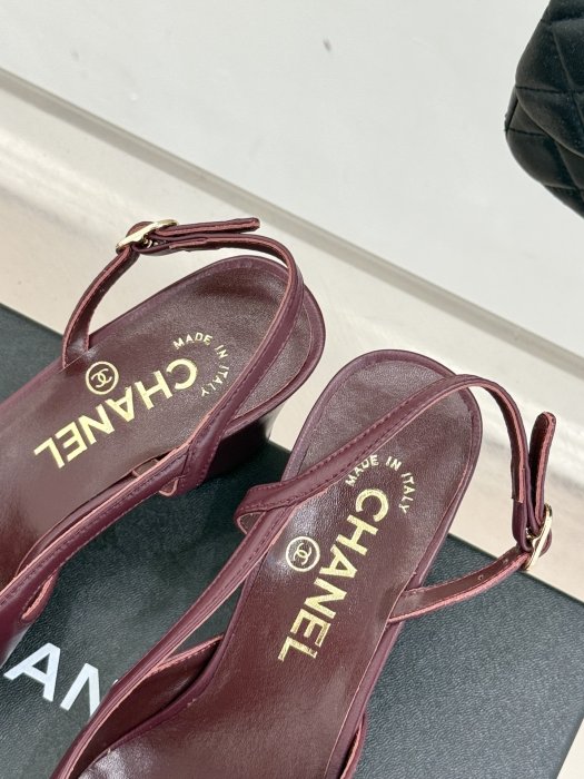 Босоножки фото 8