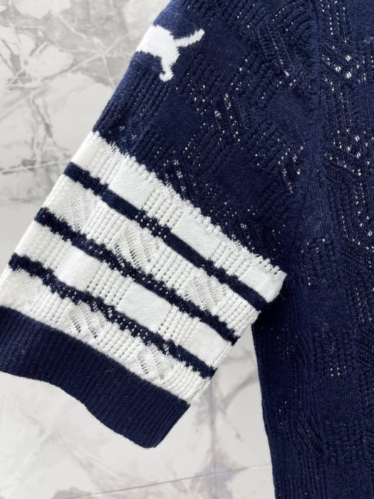 Футболка жіноча фото 5