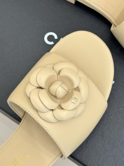 Босоножки фото 7