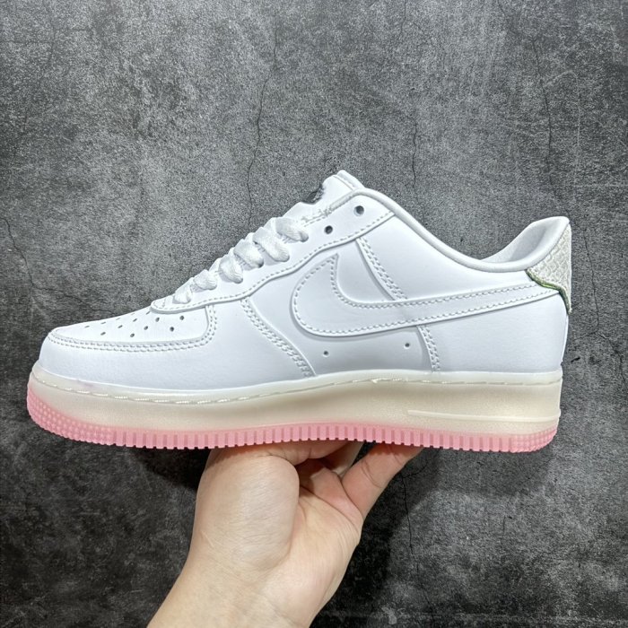 Sneakers Nk Air Force 1 07 Low фото 2