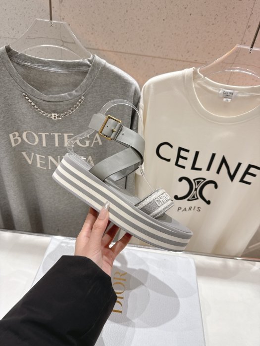 Sandals women's фото 4