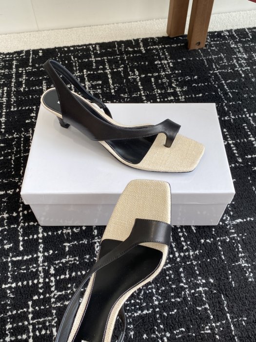 Босоніжки фото 5