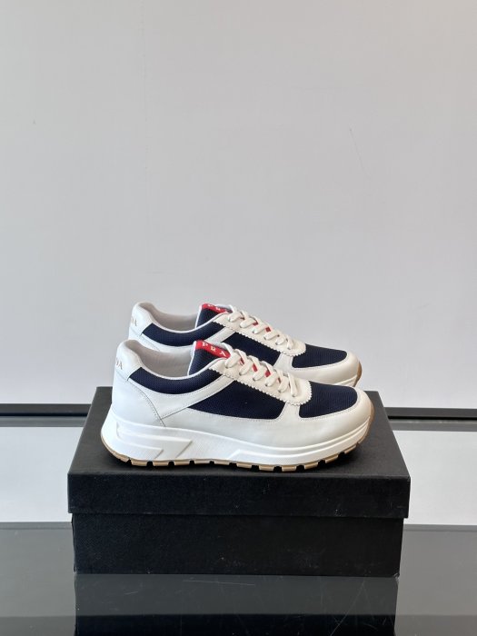 Кроссовки мужские