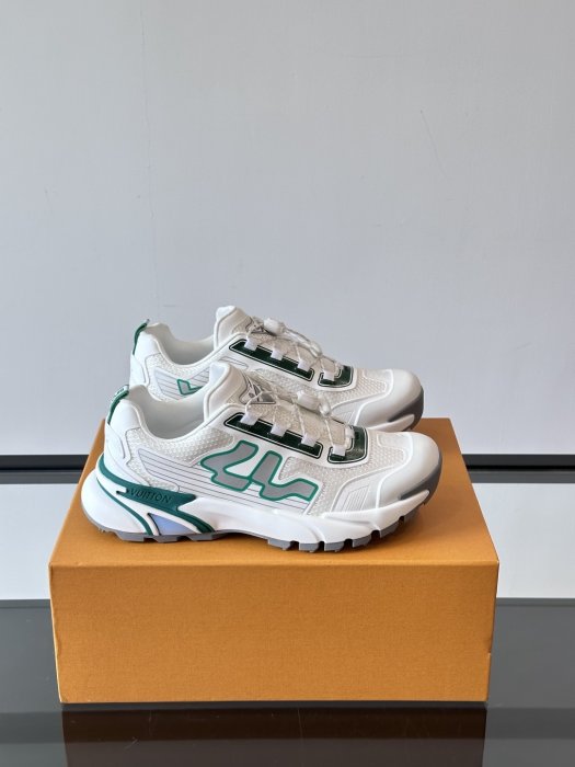 Кроссовки мужские