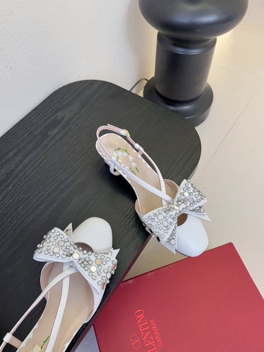 Босоножки фото 3